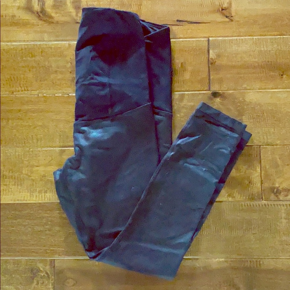 Ingrid Isabelle leather maternity leggings